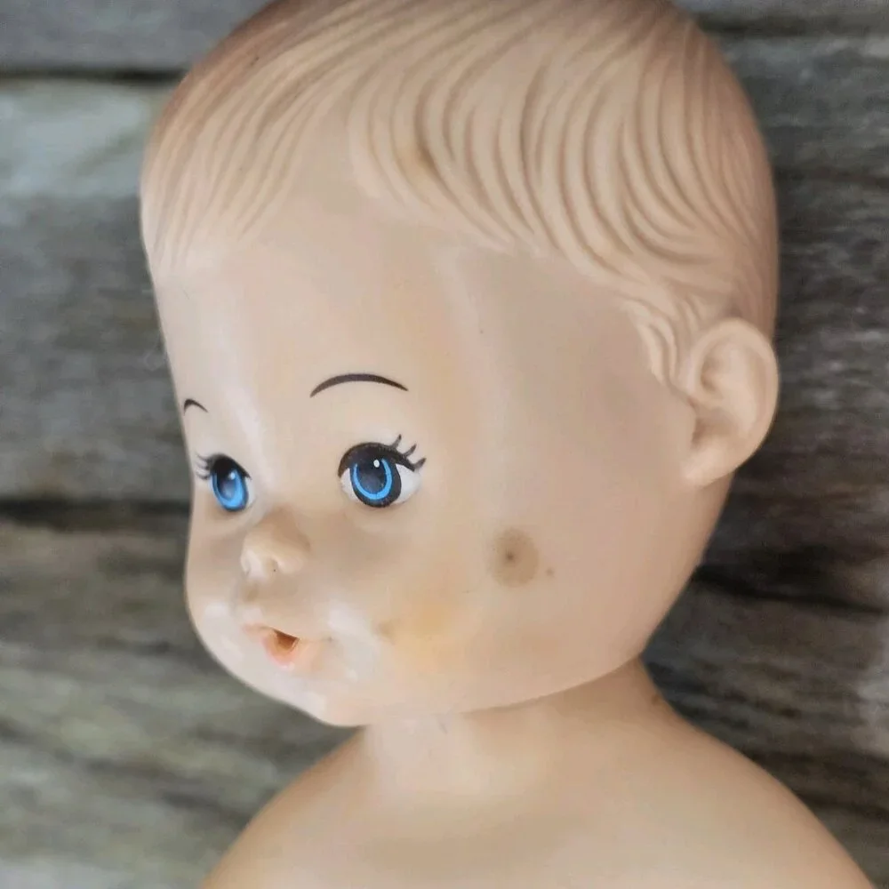 VTG 70s Playmates Drink And Wet Baby‎ Girl Doll 9
